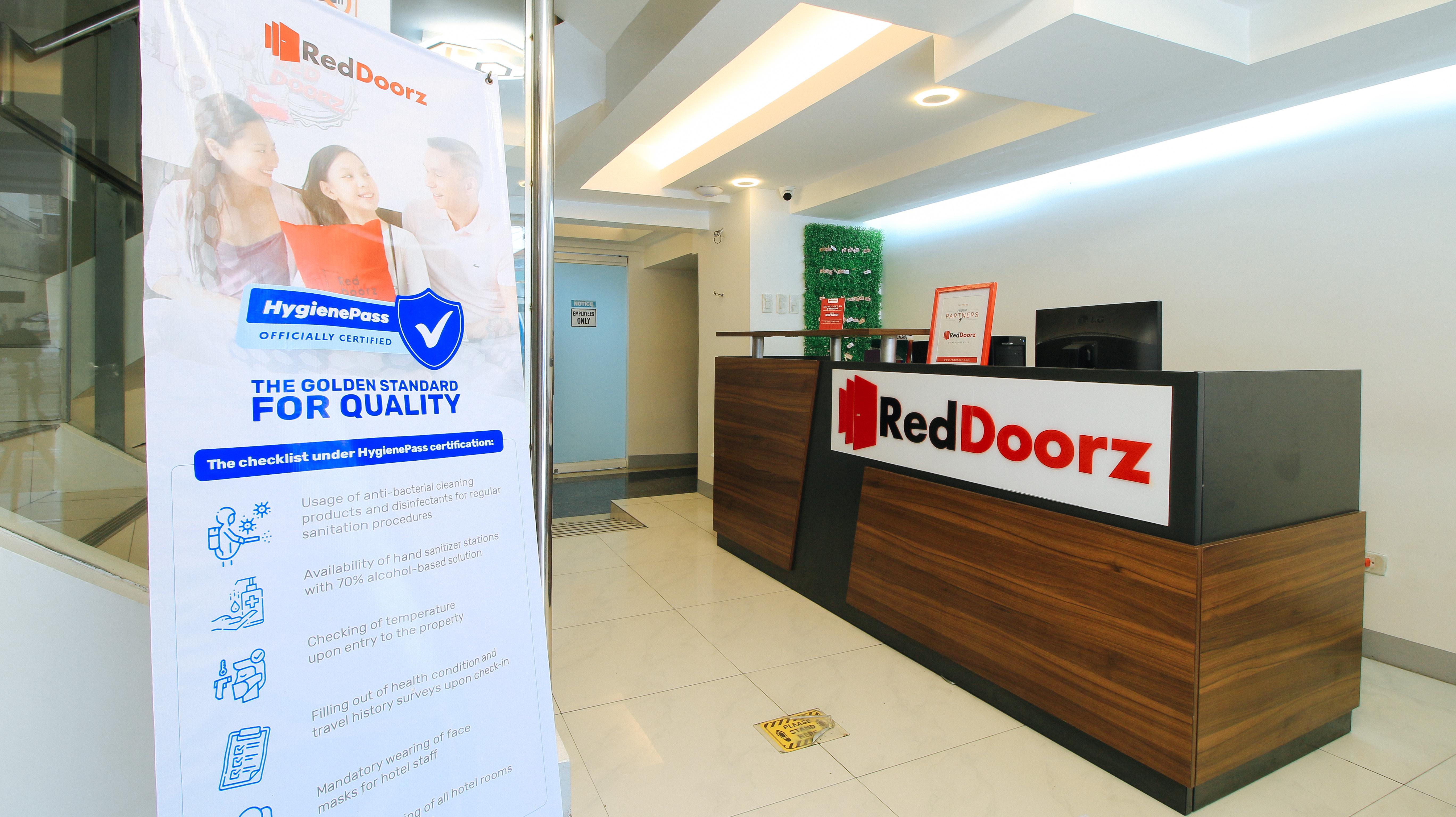 Hotel RedDoorz Plus @ San Marcelino Malate Manila Zewnętrze zdjęcie